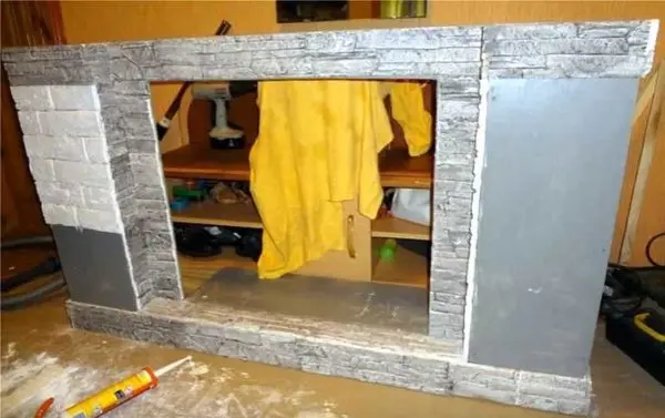 Decorative fireplace with own hands