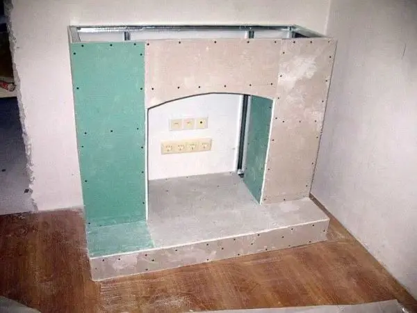 Decorative fireplace with own hands