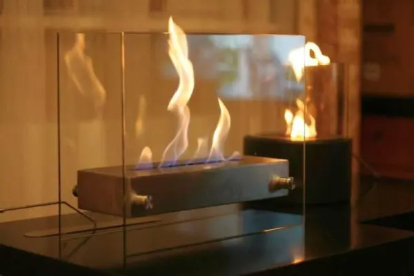 Decorative fireplace with own hands