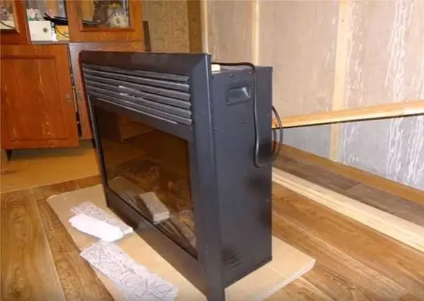 Decorative fireplace with own hands