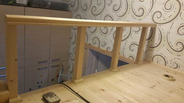 Do-it-yourself attic bed: photo reports, drawings