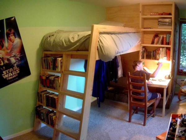 Do-it-yourself attic bed: photo reports, drawings