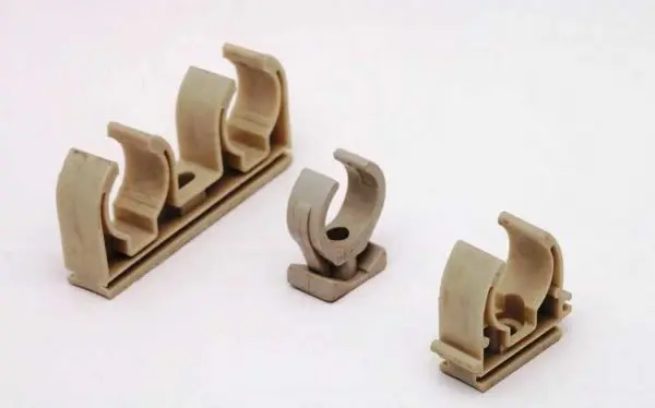 Do-it-yourself connection and installation of metal-plastic pipes