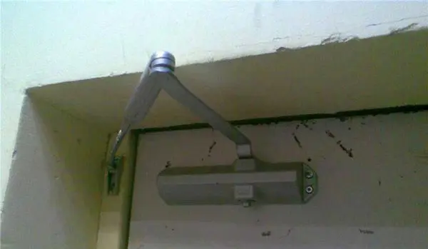 Do-it-yourself door closer installation, photo, video