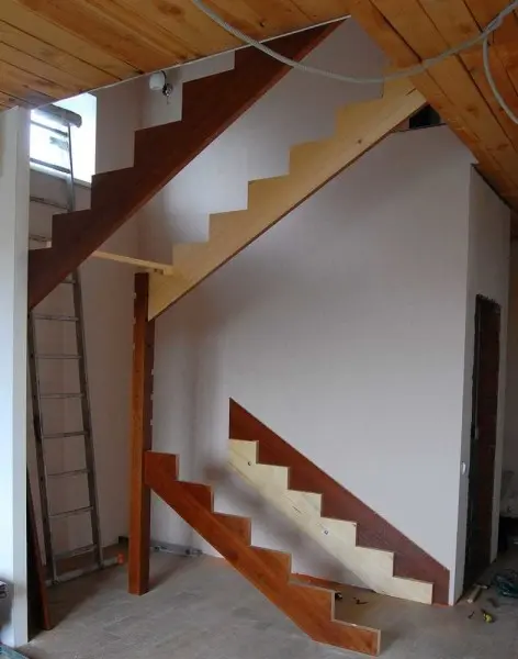 Do-it-yourself staircase to the second floor: spiral, mid-flight, on the rails, photo, video