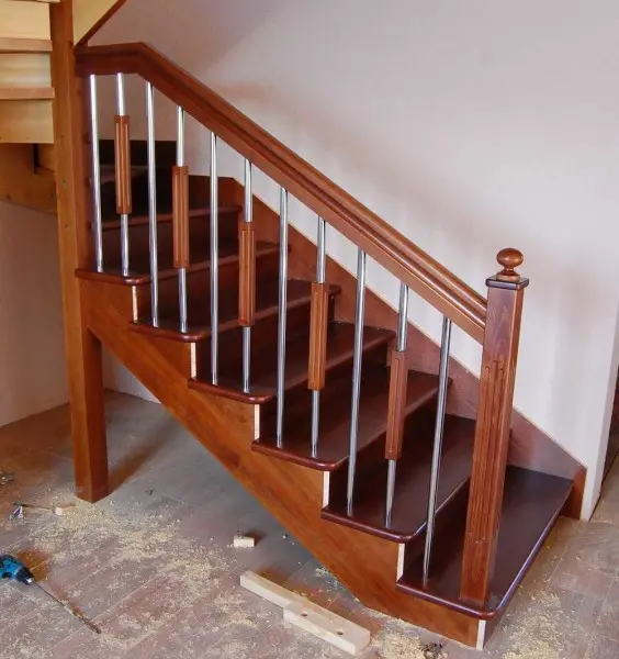 Do-it-yourself staircase to the second floor: spiral, mid-flight, on the rails, photo, video