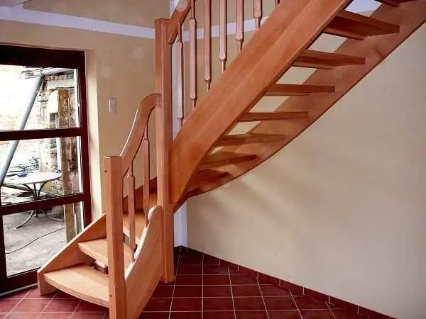 Do-it-yourself staircase to the second floor: spiral, mid-flight, on the rails, photo, video