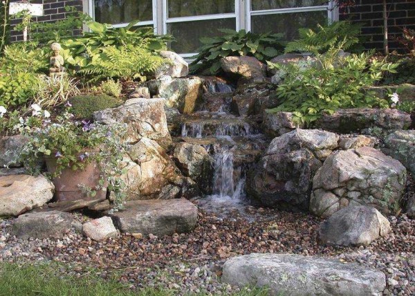 Do-it-yourself waterfall: for giving, garden, home