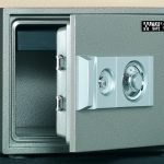 How to choose a safe for your home – tips and tricks