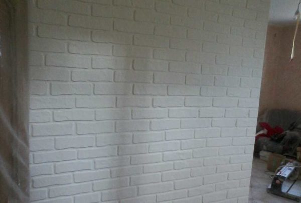 Imitation of a brick wall (masonry) with your own hands: 7 ways, photos and videos