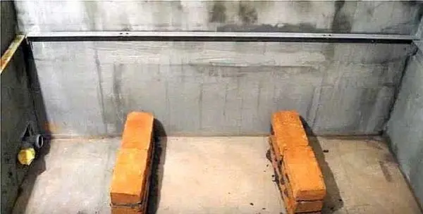 Installing an acrylic bath with your own hands: on the frame, legs, bricks, photo, video