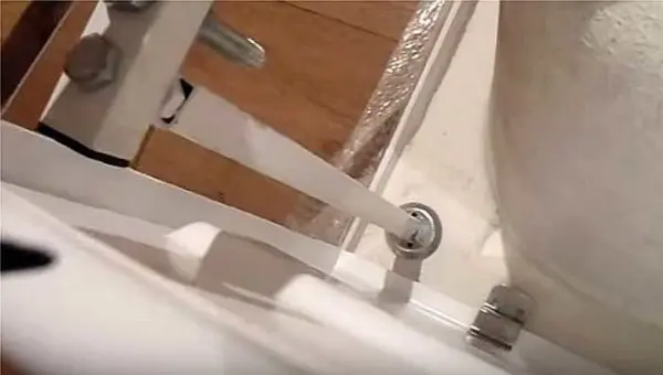 Installing an acrylic bath with your own hands: on the frame, legs, bricks, photo, video