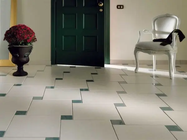 Porcelain stoneware laying: on the floor, walls, photo