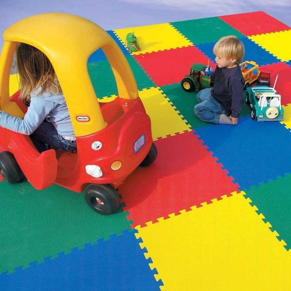 Soft floor for childrens rooms: properties, dimensions, care, how to assemble