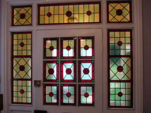 Stained-glass windows in the interior: ceiling, in partitions, doors, windows (90 photos)