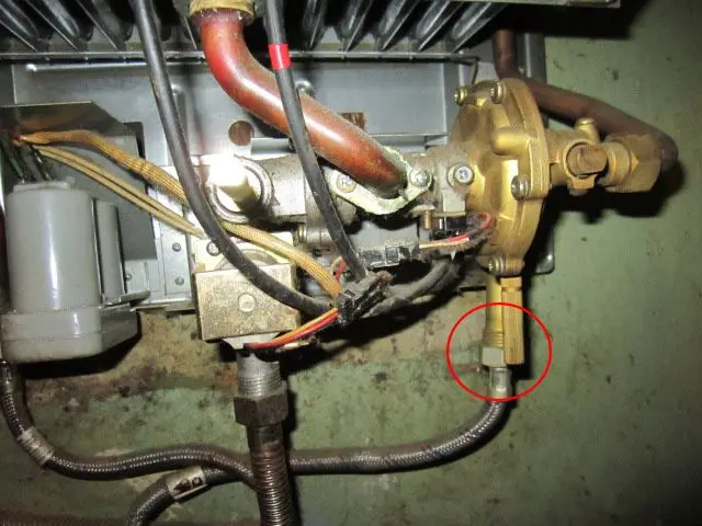 The geyser does not ignite: causes, repair