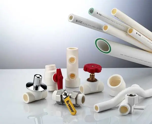 Which polypropylene pipes are better with fiberglass or foil