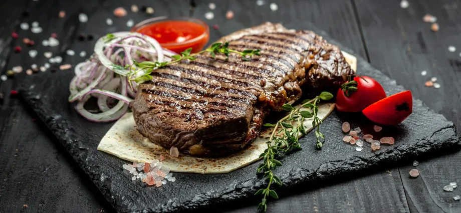 Why Grass-Fed Sirloin? The Benefits You Need To Know