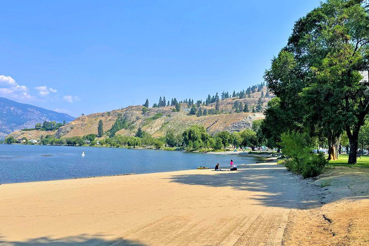 10 Best Beaches in Kelowna, BC