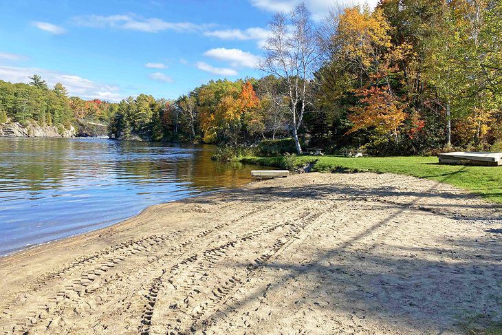 10 Best Beaches in Muskoka