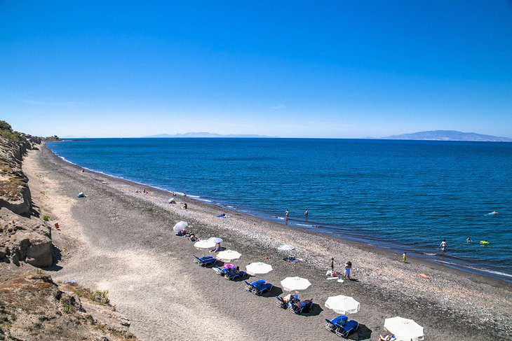 10 Best Beaches in Santorini