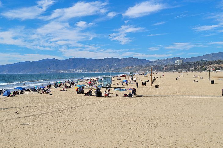 10 Best Beaches near Santa Monica, CA