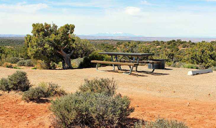 10 Best Campgrounds near Moab: Arches, Canyonlands, Dead Horse Point, BLM, & More