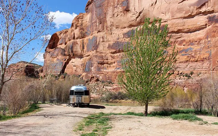 10 Best Campgrounds near Moab: Arches, Canyonlands, Dead Horse Point, BLM, & More