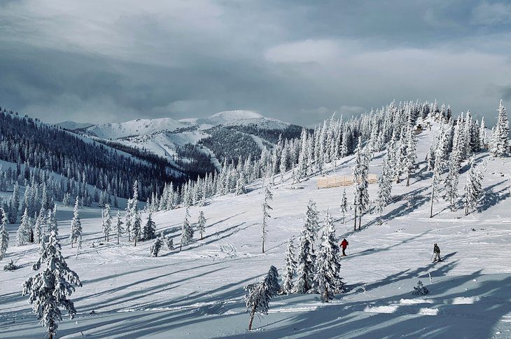 10 Best Cheap Ski Resorts in Colorado, 2023/24