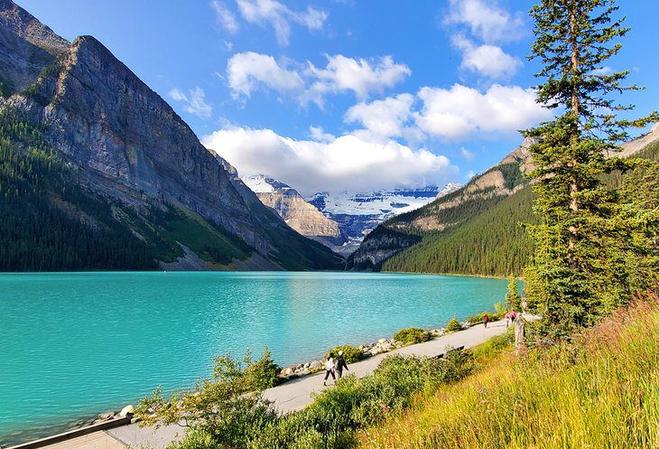 10 Best Hikes at Lake Louise