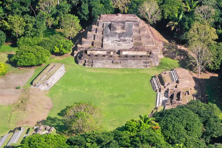 10 Best Mayan Ruins in Belize