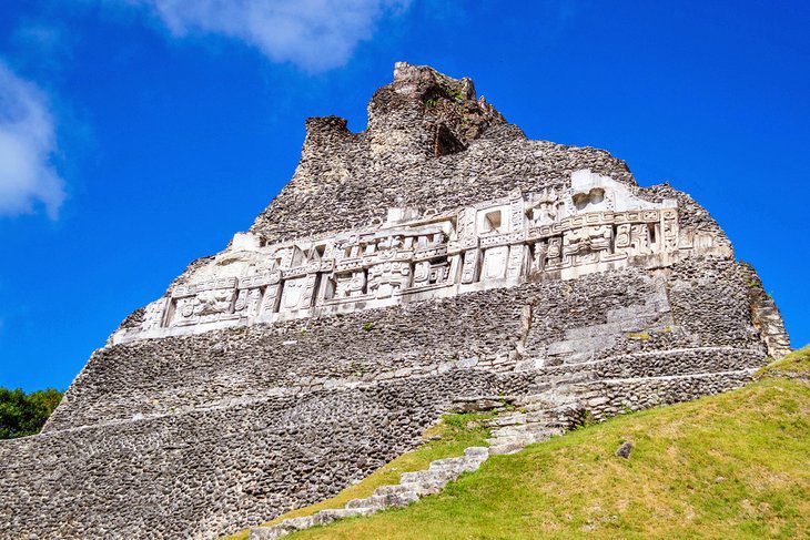 10 Best Mayan Ruins in Belize