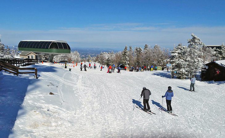 10 Best Ski Resorts near Boston, 2023/24