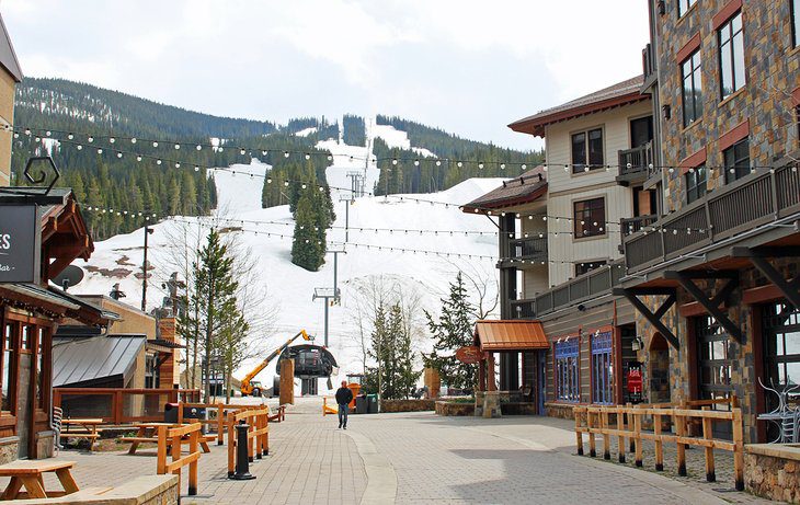 10 Best Ski Resorts near Denver, 2023/24