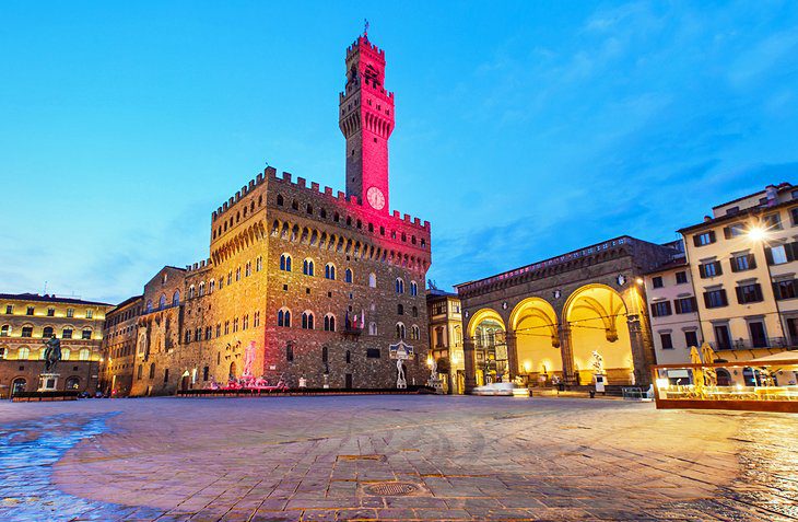 10 Top Highlights of Piazza della Signoria in Florence