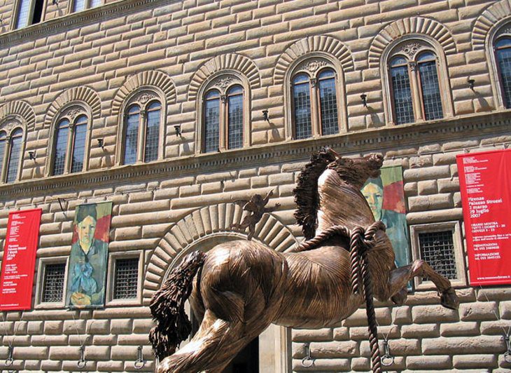 10 Top-Rated Palaces in Florence: A Visitors Guide