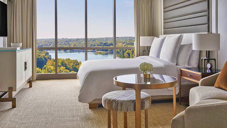 10 Top-Rated Resorts in Austin, TX