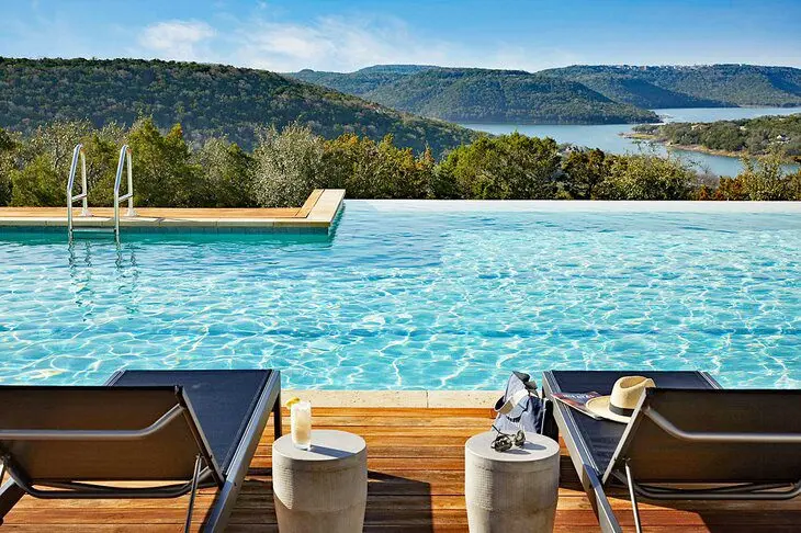 10 Top-Rated Resorts in Austin, TX