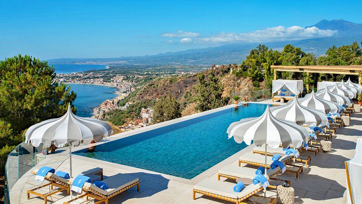 10 Top-Rated Resorts in Sicily