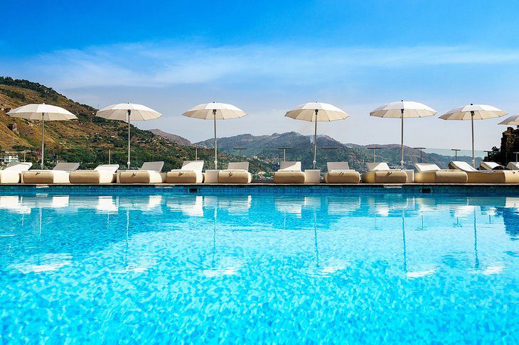 10 Top-Rated Resorts in Sicily