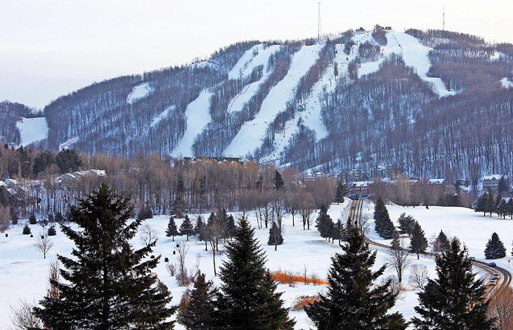 10 Top-Rated Ski Resorts in Quebec, 2023/24