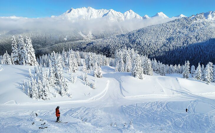 10 Top-Rated Ski Resorts in Washington State, 2023/24