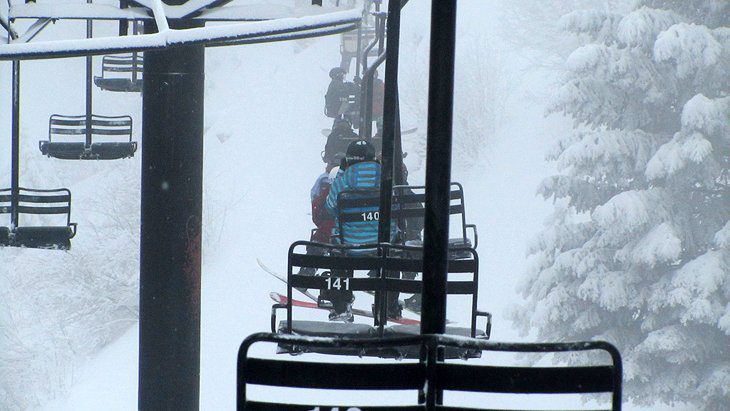 10 Top-Rated Ski Resorts in Washington State, 2023/24