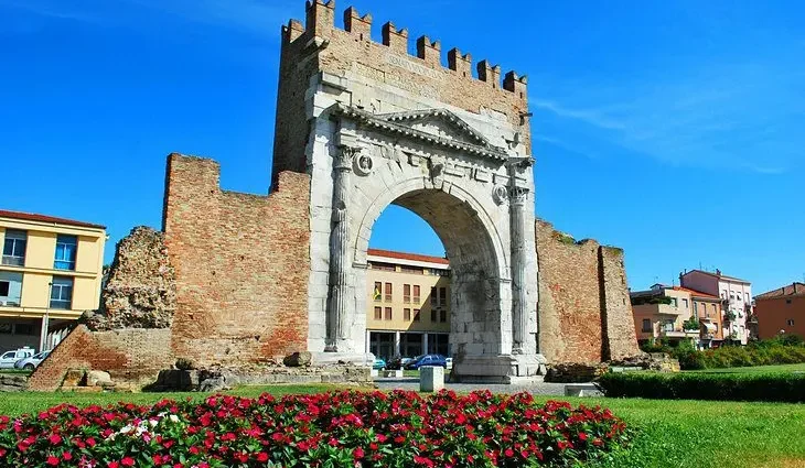 10 Top Tourist Attractions in Rimini &#038; Easy Day Trips