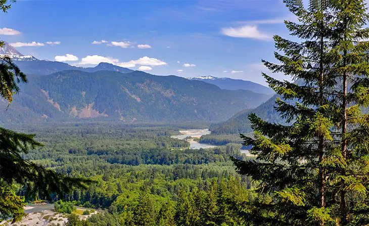 11 Best Hikes in Squamish, BC