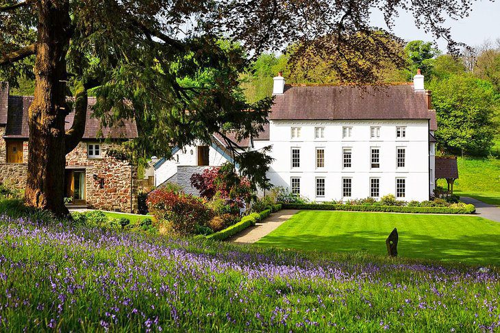 11 Best Holiday Resorts in the UK