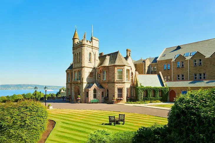 11 Best Holiday Resorts in the UK