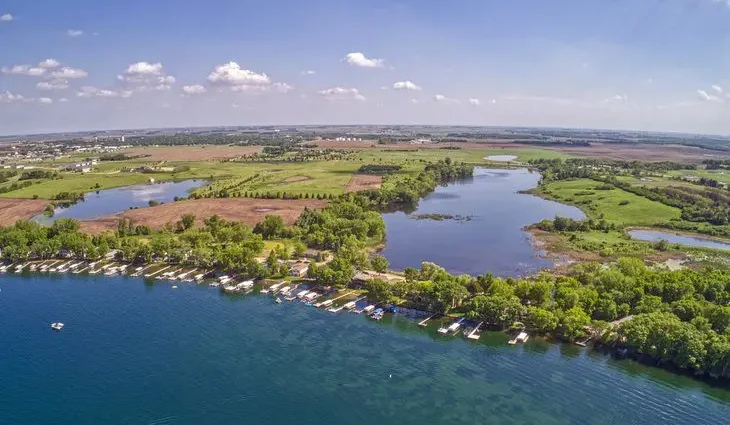 11 Best Lakes in Iowa