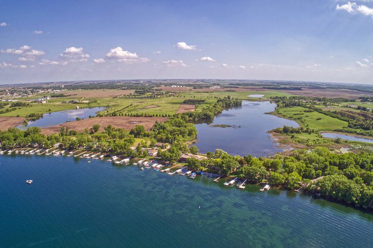 11 Best Lakes in Iowa