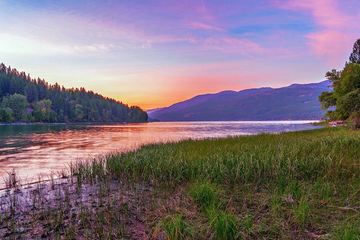 11 Best National & State Parks in Montana